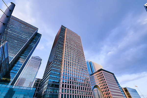 포토 JPG 해외이미지 외관 패턴 회사 비즈니스 건축양식 유리 미래 바닥 사람없음 내부 건물 금융 빛 사무실 반사 탑 고층빌딩 황혼 방 도시 센터 야간 저녁 큼 런던 장면 지역 타운 철강 콘크리트 해외포토 자연요소 건축물 건축 컨셉 무늬 재질 영국 빌딩 경제 일몰 크기 파일형식 이미지허브