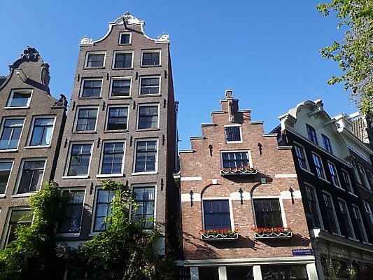 포토 JPG 해외이미지 전통 외관 유럽 문화 여행 건축양식 하늘 지붕 벽돌 거리 주택 풍경 사람없음 야외 건물 여름 강 여행객 도시 센터 중세 역사 재산 도심 네덜란드 그림 타운 암스테르담 고딕 옛날 해외포토 건축물 계절 건축 나라 사람 금융 파일형식 이미지허브