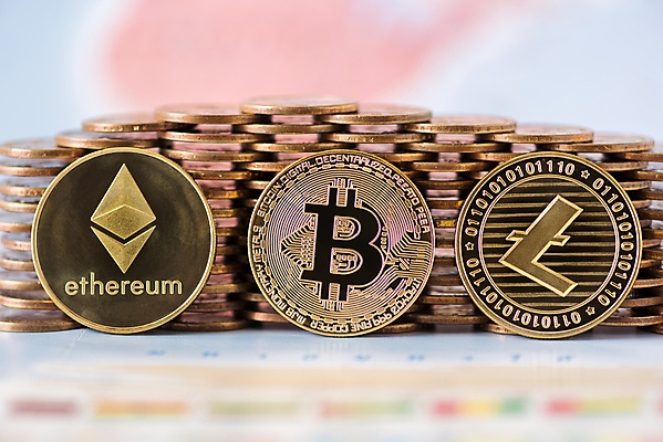 포토 JPG 해외이미지 백그라운드 컨셉 돈 인터넷 비즈니스 미래 사람없음 금융 경제 쌓기 디지털 동전 웹 블록 성장 시장 재산 황금 암호 발굴 무역 투자 전자 토막 수입 가상 가상화폐 해외포토 산업 모션 파일형식 이미지허브