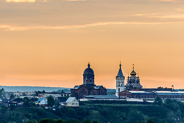 포토 JPG 해외이미지 나무 구름 전통 기독교 자연 하늘 아침 주택 풍경 사람없음 건물 성당 교회 일출 새벽 도시 황금 숲 그림 러시아 타운 해외포토 주간 자연요소 식물 건축물 유럽 종교 종교건축 노을 생태계 파일형식 이미지허브