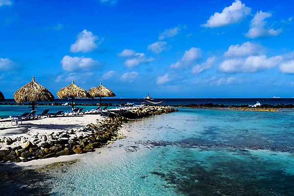 포토 JPG 해외이미지 나무 모래 바다 섬 여행 자연 하늘 휴가 손바닥 풍경 사람없음 야외 물 여름 파란색 야자수 맑음 흰색 휴양지 코코넛 카리브해 이국적 파라다이스 수평선 해외포토 자연요소 식물 손 계절 컬러 과일 날씨 장소 생태계 파일형식 이미지허브