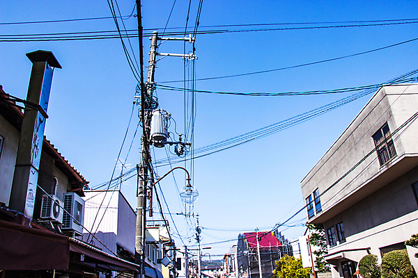 포토 JPG 해외이미지 구름 산업 선 백그라운드 통신 하늘 거리 사람없음 야외 파란색 빛 환경 탑 금속 일본 힘 장비 에너지 정보 흰색 램프 도시 네트워크 조직 위험 전화기 전염 철사 볼트 봉 철탑 타운 공학 교토 분배 전압 철강 현재 공급 해외포토 자연요소 건축물 교육 아시아 컬러 컨셉 재질 조명 공구 질병 감염 파일형식 이미지허브