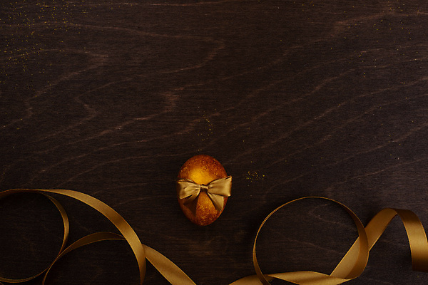 포토 JPG 해외이미지 1 전통 디자인 배너 리본 음식 백그라운드 컨셉 텍스트 탁자 성공 휴가 기념 아이디어 선물 미술 사람없음 목재 장식 금융 빛 갈색 금속 축제 어둠 시골 축하 신용카드 그리기 재산 황금 고급 심볼 활 부활절계란 보물 카피스페이스 해외포토 나무 컬러 가구 재료 모션 재질 문화예술 부활절 경제 계란 공백 파일형식 이미지허브