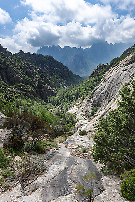 포토 JPG 해외이미지 유럽 스포츠 여행 포즈 자연 휴가 산 수영장 사람 풍경 이벤트 사람없음 야외 초록색 물 여름 강 골짜기 계곡 트래킹 폭포 하이킹 탐험 프랑스 연못 개울 황무지 미끄럼틀 숲 발견 내추럴 코르시카 해외포토 자연요소 계절 나라 컬러 섬 레저 놀이기구 생태계 파일형식 이미지허브