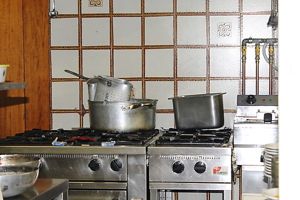 포토 JPG 해외이미지 직업 디자인 산업 가구 일러스트 탁자 호텔 표면 주방용품 아파트 실내 요리 사람없음 내부 빛 반사 3D 문 우주 금속 주방 식당 식사 방 장비 레인지 업무 작업 오븐 그릴 난로 계산대 캐비닛 오브젝트 싱크대 준비 가스 철강 스타일 해외포토 생활용품 재질 숙소 주택 상점 가전제품 난방기 사물함 디지털합성 개수대 파일형식 이미지허브