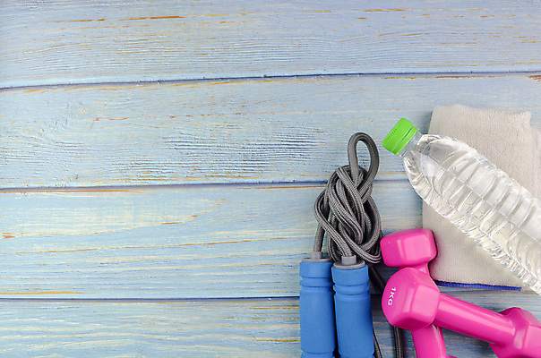 포토 JPG 해외이미지 라이프스타일 여자 밧줄 스포츠 분홍색 백그라운드 신발 컨셉 다이어트 장신구 요가 건강 사람없음 목재 빨간색 초록색 물 파란색 수건 운동 노란색 유행 우주 점프 보라색 아령 장비 흰색 플랫 정상 몸무게 연습 오브젝트 체육관 위치 터키석 스타일 카피스페이스 해외포토 자연요소 나무 웰빙 줄 컬러 재료 모션 사람 생활 위생용품 공백 보석 파일형식 이미지허브