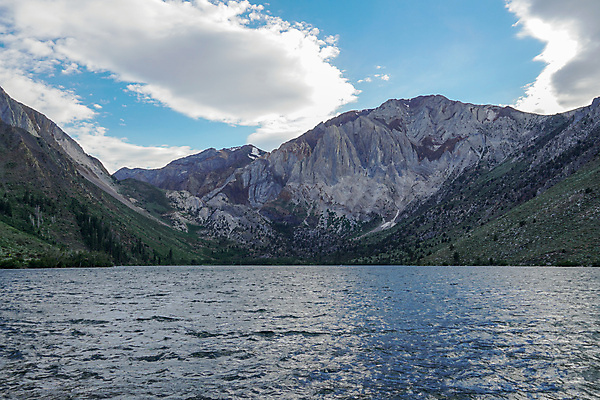 포토 JPG 해외이미지 나무 구름 호수 여행 백그라운드 자연 하늘 산 풍경 사람없음 야외 초록색 물 파란색 강 반사 여행객 평화 일출 미국 침묵 하이킹 황무지 캘리포니아 멸종위기동물 동쪽 매머드 울퉁불퉁 절정 해외포토 자연요소 식물 동물 컬러 컨셉 북아메리카 레저 사람 노을 소리 방향 생태계 파일형식 멸종위기종 이미지허브
