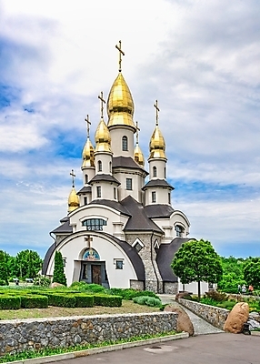 포토 JPG 해외이미지 나무 전통 공원 유럽 종교 길 여행 건축양식 자연 휴식 풍경 사람없음 여름 산책 기도 사찰 휴양지 복잡 우크라이나 해외포토 식물 계절 공공시설 건축 나라 컨셉 종교건축 장소 생태계 파일형식 이미지허브