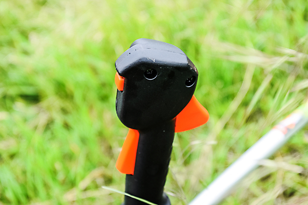 포토 JPG 해외이미지 식물 1 도로 포즈 오렌지 손잡이 사람 잔디 사람없음 야외 초록색 노란색 청결 장비 공구 시골 잡기 도시 휘발유 땅 자르기 허브 원예 조경 손질 조종장치 철강 힘찬 유일 해외포토 길 컬러 컨셉 과일 교통시설 모션 취미 도구 위생 석유 파일형식 이미지허브