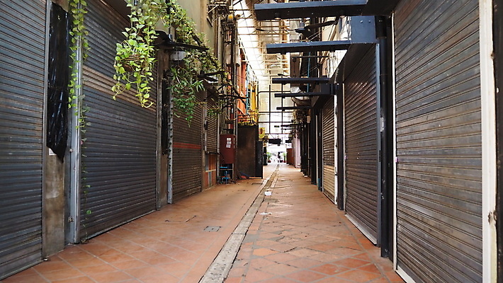 포토 JPG 해외이미지 전통 옷 아시아 음식 여행 크리스마스 거리 사람 동양인 사람없음 쇼핑 식당 식사 도시 시간 바 그룹 시장 끝 야간 저녁 네온 캄보디아 이국적 인기 유흥 해외포토 자연요소 기념일 나라 인종 상점 파일형식 이미지허브