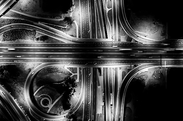 포토 JPG 해외이미지 도로 길 이동 건축양식 교통시설 자동차 안테나 사람없음 여름 달리기 일출 새벽 운전 반지 도시 고가도로 고속도로 고리 정상 잼 방향 교차로 사인 바쁨 짐차 개발 루트 방법 해외포토 자연요소 계절 건축 육상교통 교통 컨셉 장신구 통신 모션 노을 소스_음식 시설 파일형식 이미지허브