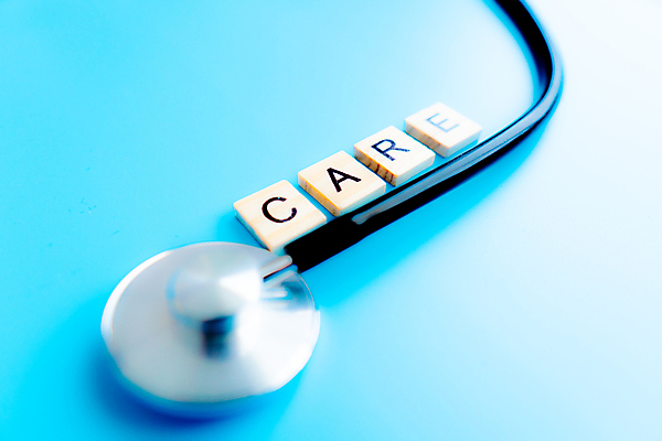 포토 JPG 해외이미지 백인 직업 1 라이프스타일 손 남자 백그라운드 컨셉 청진기 새로움 건강 사람 성인 사람없음 파란색 글로벌 약 믿음 의사 흰색 자신감 닫기 씻기 오브젝트 사인 돌봄 해외포토 서양인 감정 컬러 의학 의료기기 모션 생활 신체부위 청결 의료진 파일형식 이미지허브