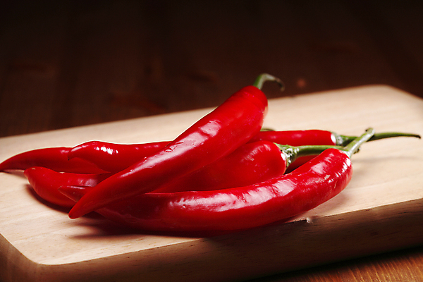 포토 JPG 해외이미지 스튜디오촬영 음식 재료 고추 도마 요리 사람없음 가로 신선 날것 건강식 정물화 해외포토 채소 주방용품 실내 그림 파일형식 이미지허브