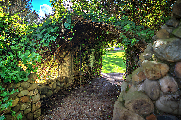 포토 JPG 해외이미지 나무 식물 공원 도로 길 벽 여행 건축양식 자연 이끼 풍경 사람없음 야외 초록색 빛 컬러풀 정원 어둠 수확 바위 남아메리카 역사 터널 아치 에콰도르 내추럴 옛날 해외포토 공공시설 건축 컬러 농업 교통시설 아메리카 돌_바위 생태계 파일형식 이미지허브