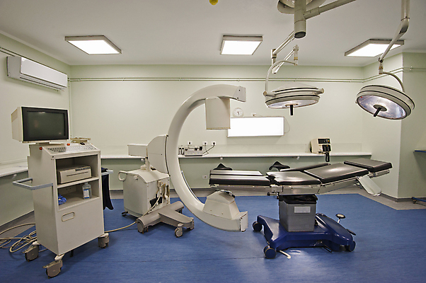 포토 JPG 해외이미지 의료기기 조명 병원 사람없음 모니터 침대 긴급 수술 튜브 외과 병실 환풍기 작동 해외포토 가구 의학 치료 컴퓨터 장비 파일형식 이미지허브