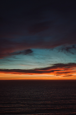 포토 JPG 해외이미지 구름 바다 하늘 풍경 사람없음 야외 일몰 야간 수평선 해외포토 자연요소 노을 파일형식 이미지허브