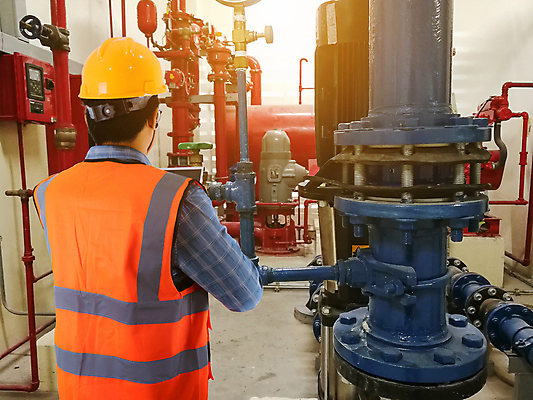 포토 JPG 해외이미지 식물 남자 산업 일러스트 비즈니스 바람 노동자 안전 사람 사람없음 알약 힘 재활용 장비 발전기 에너지 공구 업무 판넬 기술자 엔지니어 수리 헬멧 측정 서비스 시설 고정 감독관 공학 유지 전압 제어 해외포토 자연요소 직업 교육 날씨 약 발전소 도구 작업 보호장비 친환경 파일형식 이미지허브