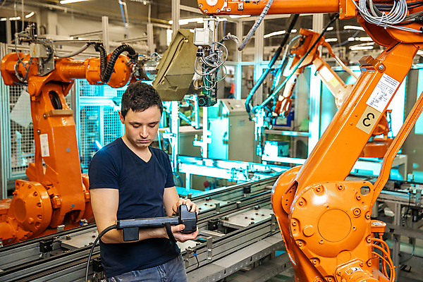 포토 JPG 해외이미지 식물 아이콘 직업 손 디자인 산업 백그라운드 인터넷 비즈니스 공장 학교 자동차 미래 실내 한명 컴퓨터 사무실 3D 금속 기계 장비 공구 업무 작업실 엔지니어 제조 로봇 감시 시스템 팔 공학 혁명 용접 자동 자동화 제어 해외포토 1 교육 육상교통 컨셉 공업 재질 사람 내부 신체부위 전자제품 도구 작업 기술자 디지털합성 파일형식 이미지허브