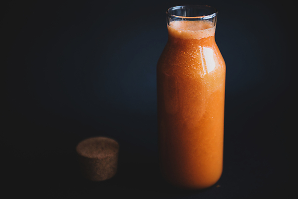 포토 JPG 해외이미지 라이프스타일 음료 음식 백그라운드 컨셉 잎 다이어트 채소 과일 유리 호박 바나나 건강 사람없음 초록색 주방 어둠 주스 당근 신선 칵테일 닫기 아침식사 사과 혼합 먹기 믹서 유기농 날것 만들기 시금치 꿀 내추럴 떨림 숙성 스무디 채식주의자 디톡스 비건 해외포토 식물 웰빙 컬러 모션 재질 뿌리채소 주류 생활 식사 채식 파일형식 이미지허브