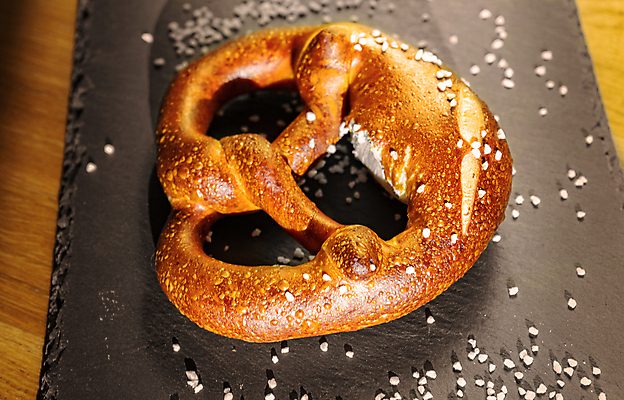 포토 JPG 해외이미지 실내 사람없음 한개 브레첼 나무배경 해외포토 1 백그라운드 디저트 내부 파일형식 이미지허브