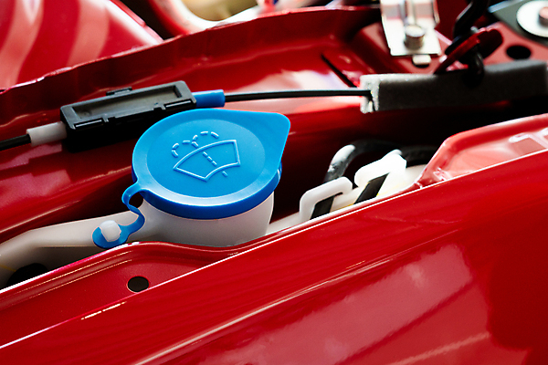 포토 JPG 해외이미지 남자 백그라운드 겨울 교통시설 자동차 유리 새로움 안전 사람 사람없음 물 파란색 스크린 방 추위 저수지 잡기 업무 액체 변화 붓기 수리 역 빨래 컨테이너 플라스틱 서비스 탱크 세탁기 엔진 정비공 유지 자동 캡모자 해외포토 자연요소 모자_잡화 계절 산업 육상교통 컬러 교통 컨셉 가사 모션 재질 가전제품 작업 기술자 시설 파일형식 이미지허브