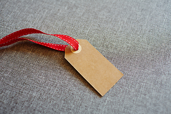 포토 JPG 해외이미지 모양 1 종이 밧줄 줄 백그라운드 포장 선물 사람없음 빨간색 갈색 꼬리표 라벨 세일 쪽지 공백 재활용 흰색 시장 코드 구매 가격 싱글 질감 초대 패키지 노끈 주소 내추럴 판지 고립 해외포토 컬러 프레임 쇼핑 친환경 파일형식 이미지허브