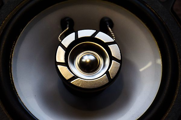 포토 JPG 해외이미지 모양 아이콘 음악 파도 자동차 새로움 프레임 사람없음 세트 검은색 확성기 힘 소리 기쁨 듣기 장비 에너지 원형 구멍 수리 큼 플라스틱 오브젝트 전자 오디오 시스템 원뿔 망사 스테레오 위로 베이스 소셜네트워크 자동 조율 해외포토 도형 감정 육상교통 바다 컬러 컨셉 모션 재질 현악기 문화예술 전자제품 직물 크기 파일형식 이미지허브