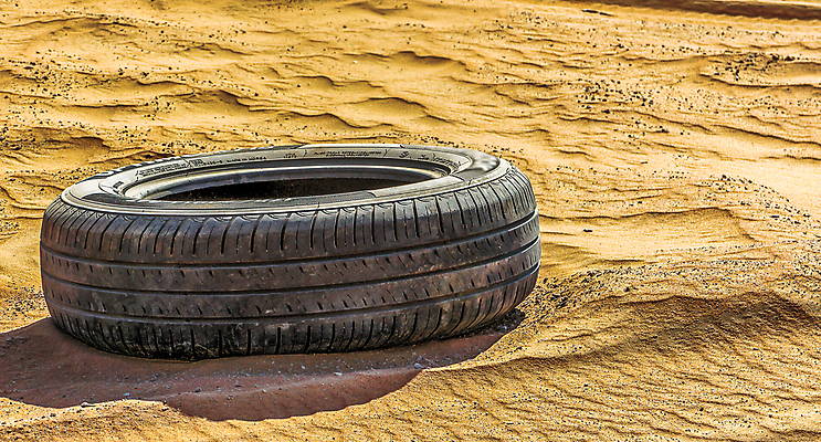 포토 JPG 해외이미지 모래 여행 백그라운드 자국 자동차 디저트 건조 풍경 사람없음 모래사장 갈색 사막 바퀴 모래언덕 질감 타이어 먼지 지역 해외포토 음식 육상교통 바다 컬러 언덕 파일형식 이미지허브