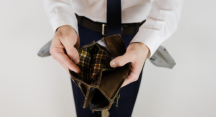 포토 JPG 해외이미지 직업 손 남자 감정 컨셉 돈 비즈니스 사람 사람없음 금융 경제 쇼핑 우정 슬픔 비즈니스맨 구멍 황무지 가난 실업 걱정 호기심 보여주기 빈털터리 파산 빚 우울증 위기 적자 해외포토 모션 신체부위 친구 직장인 재산 질병 파일형식 이미지허브