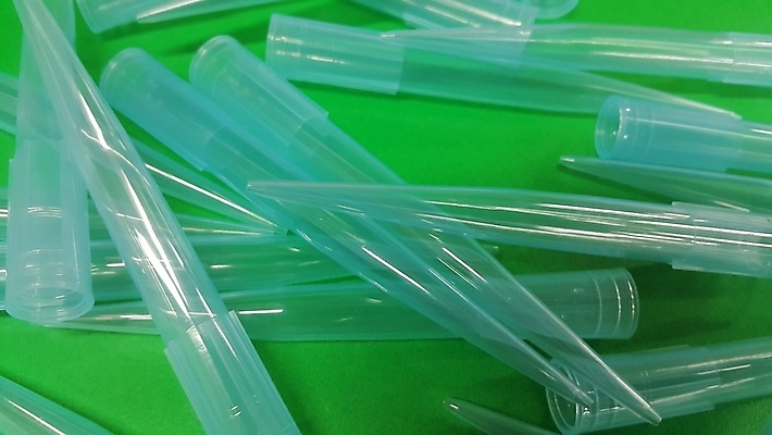 포토 JPG 해외이미지 과학 실험 사람없음 파란색 장비 도구 투명 액체 실험실 끝 생명공학 연구원 생물학 최초 보충 멀티 신발장 영양소 피펫 화학약품 살균 해외포토 직업 교육 컬러 의학 실험기구 화학 물질 파일형식 이미지허브