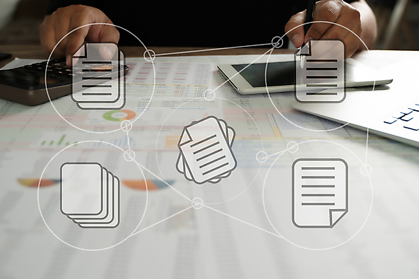 포토 JPG 해외이미지 직업 인터넷 비즈니스 사업가 통계 그래프 협력 안테나 사람 사람없음 금융 노트북 컴퓨터 글로벌 사무실 공연 계산기 정보 성장 업무 비즈니스우먼 그룹 목표 계획 토론 디자이너 무선전화기 분석 동료 각도 회계 다민족 경영 마케팅 프로젝트 브레인스토밍 해외포토 여자 컨셉 통신 관계 문구용품 이벤트 경제 전자제품 장비 작업 직장인 전화기 파일형식 이미지허브