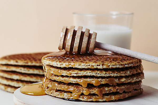 포토 JPG 해외이미지 음식 다이어트 디저트 건강 사람없음 목재 쿠키 흐름 에너지 닫기 달콤 맛 아침식사 상품 크림 국자 유기농 질감 브런치 꿀 와플 팬케이크 바이오 캐러멜 디톡스 해외포토 나무 웰빙 컨셉 재료 모션 주방용품 케이크 식사 파일형식 이미지허브