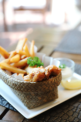 포토 JPG 해외이미지 음식 사람없음 아웃포커스 바구니 영국음식 피쉬앤칩스 해외포토 서양음식 촬영기법 파일형식 이미지허브