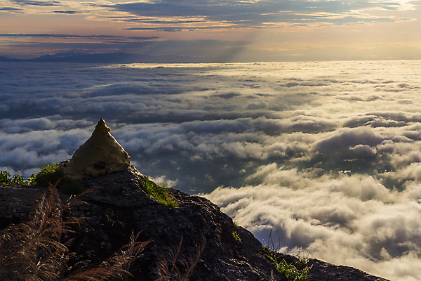 포토 JPG 해외이미지 구름 공원 행복 여행 백그라운드 컨셉 텍스트 태국 자연 하늘 성공 산 파노라마 풍경 타이포그라피 사람없음 야외 초록색 여름 파란색 단어 일출 계곡 일몰 메시지 숲 언덕 사인 복고 긍정 내추럴 해외포토 자연요소 문자 계절 공공시설 감정 아시아 컬러 촬영기법 노을 생태계 파일형식 이미지허브