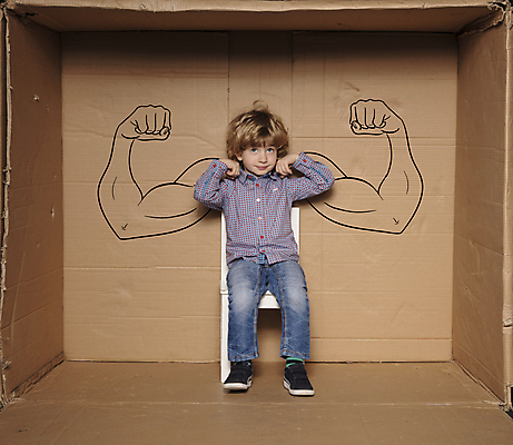 포토 JPG 해외이미지 전신 응시 남자 어린이 비즈니스 청소년 근육 한명 앉기 소년 앞모습 상자 사무실 힘 업무 비즈니스맨 체험 용기 작음 결심 면접 소년만 소년한명만 해외포토 1 그릇 시선 뷰포인트 컨셉 모션 사람 작업 직장인 크기 남자만 남자한명만 어린이만 파일형식 이미지허브