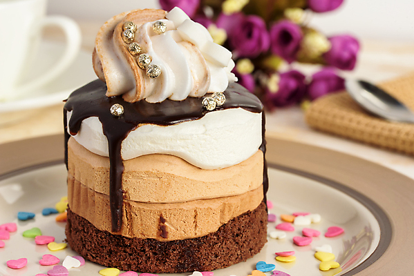 포토 JPG 해외이미지 커피 티타임 사람없음 초콜릿 달콤 커피잔 초코케이크 스프링클 해외포토 음료 휴식 디저트 잔 장식 케이크 맛 파일형식 이미지허브