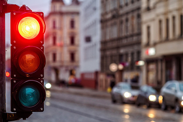 포토 JPG 해외이미지 도로 길 컨셉 십자가 건축양식 통신 교통시설 자동차 추상 거리 경고 안전 사람없음 빨간색 빛 장비 운전 램프 도시 고속도로 기다림 보행자 횡단보도 위험 방향 교차로 심볼 오브젝트 사인 속도 신호 전자 타운 빛망울 건너기 그만 루트 방법 블러 제어 주도 해외포토 건축 육상교통 컬러 교통 무늬 모션 조명 예절 보행로 시설 파일형식 이미지허브