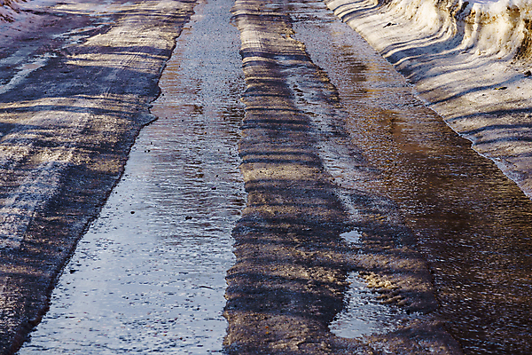 포토 JPG 해외이미지 계절 도로 길 여행 겨울 곡선 자연 날씨 숙이기 풍경 사람없음 야외 물 냉동 얼음 회색 추위 덮개 흰색 시골 고독 숲 위험 바퀴자국 서리 장면 내추럴 나쁜 방법 선로 제설기 눈내림 해외포토 자연요소 감정 선 컬러 포즈 컨셉 교통시설 자국 눈_날씨 뚜껑 생태계 제설 파일형식 이미지허브