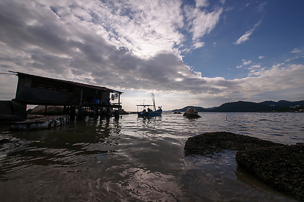 포토 JPG 해외이미지 전통 아시아 섬 여행 자연 주택 동양인 풍경 사람없음 야외 수확 시골 오두막 낚시꾼 말레이시아 내추럴 이국적 해외포토 나라 농업 인종 건물 생태계 파일형식 이미지허브