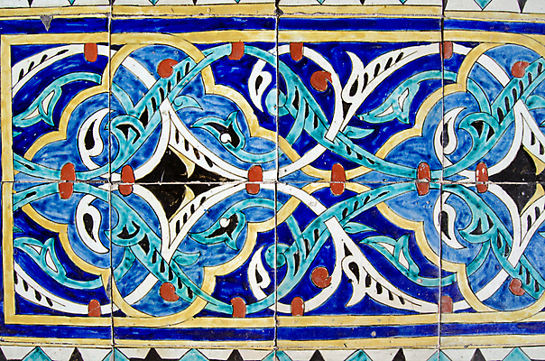 포토 JPG 해외이미지 외관 벽 줄기 잎 패턴 오렌지 추상 사람없음 야외 장식 가로 초록색 파란색 컬러풀 노란색 검은색 흰색 그리기 이슬람교 타일 터키석 해외포토 식물 종교 컬러 무늬 과일 모션 보석 파일형식 이미지허브