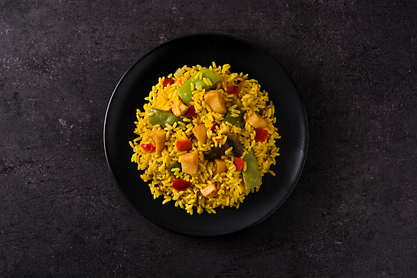 포토 JPG 해외이미지 접시 음식 토마토 채소 밥 육류 요리 동양인 사람없음 빨간색 초록색 노란색 검은색 치킨 중국 튀김 프라이팬 맛 낟알 준비 레시피 후추 해외포토 식기 아시아 컬러 컨셉 식재료 주방용품 인종 향신료 닭고기요리 파일형식 이미지허브