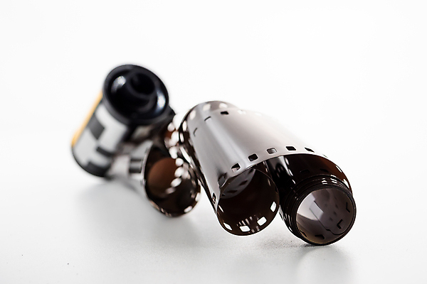 포토 JPG 해외이미지 실내 사람없음 아웃포커스 빈티지 오브젝트 흰배경 복고 사진필름 해외포토 백그라운드 컨셉 촬영기법 내부 흰색 필름 파일형식 이미지허브