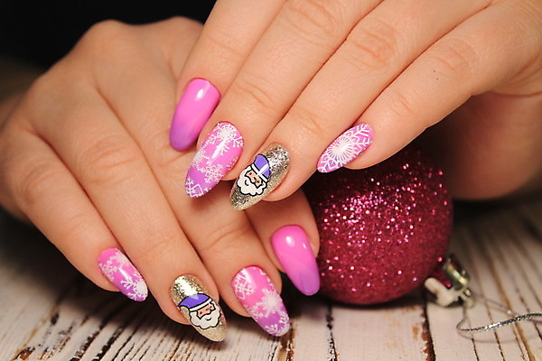 포토 JPG 해외이미지 모델 손 디자인 여자 크리스마스 겨울 휴가 미술 사람없음 컬러풀 유행 상점 페인트 못 손톱관리 손톱 광택 스타일 해외포토 계절 기념일 컬러 문화예술 사람 신체부위 공구 네일아트 파일형식 이미지허브