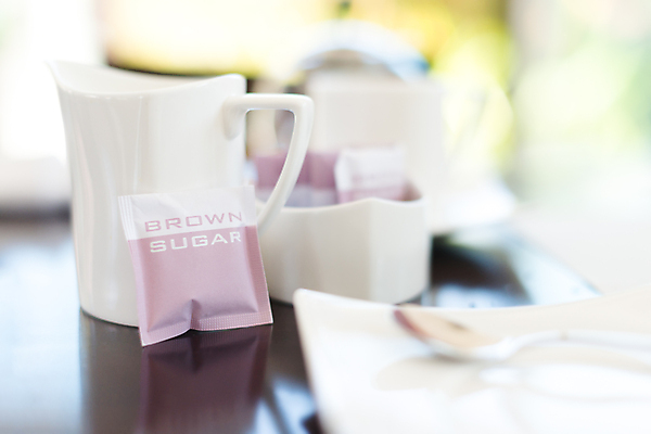 포토 JPG 해외이미지 식기 접시 커피 음료 음식 탁자 서브 건강 사람없음 컵 빛 세트 갈색 식당 숟가락 식사 저녁식사 중국 카페 흰색 기구 신선 도자기 우아함 달콤 아침식사 설탕 먹기 오브젝트 서비스 상쾌 팩 카푸치노 에스프레소 일반 점심식사 단절 백자 카페인 해외포토 감정 아시아 컬러 가구 컨셉 모션 수저 상점 화장품 맛 파일형식 이미지허브