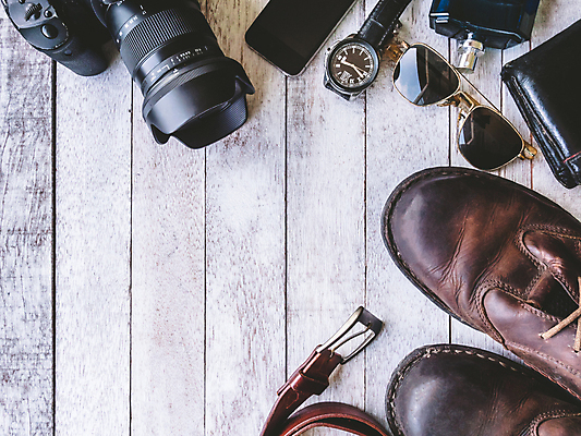 포토 JPG 해외이미지 라이프스타일 옷 남자 안경 백그라운드 신발 컨셉 장신구 탁자 사람없음 목재 스마트폰 핸드폰 선글라스 유행 카메라 우주 장비 벨트 흰색 지갑 가죽 스마트 손목시계 향수 오브젝트 항목 스타일 해외포토 나무 잡화 시계 컬러 가구 재료 사람 생활 전자제품 스마트기기 화장품 파일형식 이미지허브