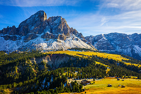 포토 JPG 해외이미지 유럽 백그라운드 자연 하늘 산 풍경 사람없음 야외 초록색 이탈리아 하이킹 오두막 알프스 통과 절정 해외포토 나라 컬러 레저 생태계 파일형식 이미지허브