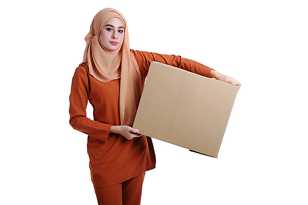 포토 JPG 해외이미지 모델 직업 라이프스타일 응시 여자 행복 감정 남편 아파트 선물 한명 사람 동양인 상자 귀여움 희망 표현 잡기 우아함 배달원 구매 이슬람교 고객 배송 서식 긍정 패키지 무거움 열광 적재 베일 물류 판지 독립 리프팅 무료 서류판 해외포토 1 시선 종교 컨셉 모션 주택 인종 생활 쇼핑 사무용품 무게 파일형식 이미지허브