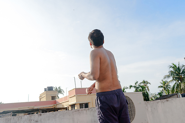 포토 JPG 해외이미지 라이프스타일 남자 행복 스포츠 여행 모션 청소년 하늘 바람 건강 한명 사람 20대 취미 야외 공중 신체부위 가로 컬러풀 햇빛 태양 맑음 일몰 기쁨 도시 익스트림스포츠 남자한명만 해외포토 자연요소 1 감정 컬러 날씨 청년 생활 노을 남자만 파일형식 이미지허브