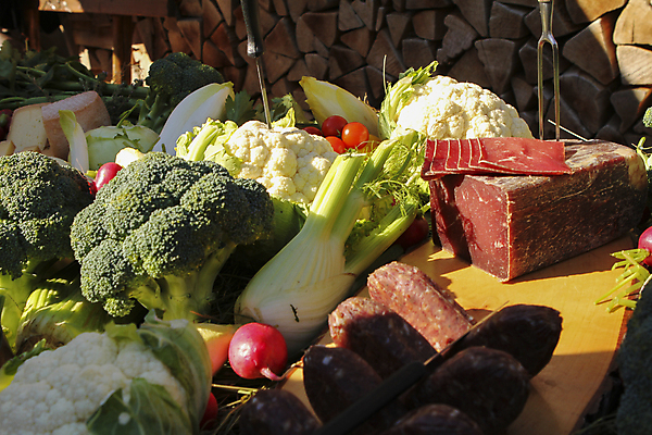 포토 JPG 해외이미지 공원 음료 음식 빵 결혼 겨울 날개 채소 자연 탁자 감자 종류 사람없음 야외 목재 친구 소풍 환경 식사 저녁식사 치킨 튀김 가을 시골 축하 그릴 정상 미끄럼틀 바비큐 테이크아웃 점심식사 해외포토 나무 계절 공공시설 가구 컨셉 재료 관계 주방용품 이벤트 야외활동 놀이기구 생태계 닭고기요리 파일형식 이미지허브