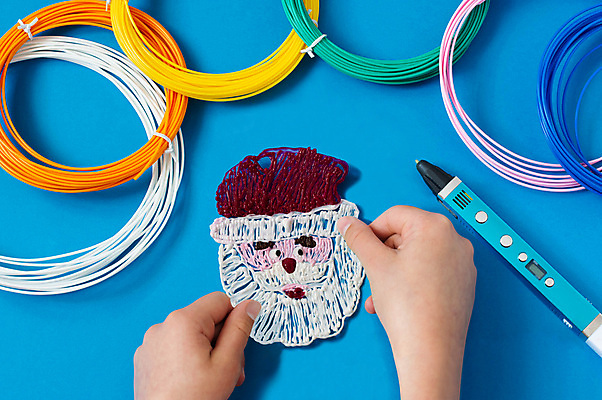 포토 JPG 해외이미지 디자인 어린이 컨셉 크리스마스 패턴 휴가 새해 창조 미술 설명 취미 사람없음 장식 컬러풀 장난감 산타클로스 펜 축제 희망 장비 공구 축하 전기에너지 플라스틱 그림 만들기 전자 수공예 DIY 얼레 필라멘트 핸드메이드 해외포토 기념일 감정 컬러 무늬 모션 재질 문화예술 사람 필기구 에너지 도구 공예 파일형식 이미지허브